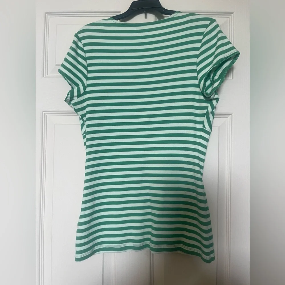 Guess New XL top - Picture 5 of 5
